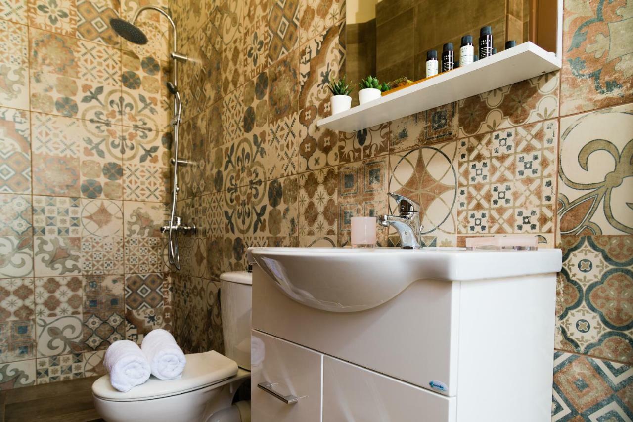 Ch Adrianou Suites Atenas Exterior foto